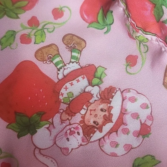 Loungefly Scented Strawberry Shortcake House Crossbody Bag - Picture 10 of 11